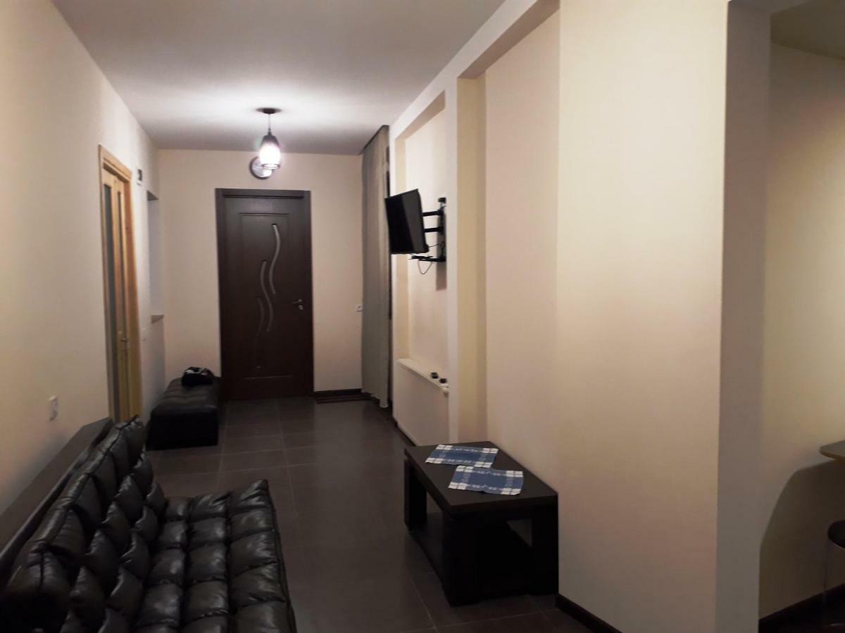 2 Bedroom Apartment In Chugureti ティビリシ エクステリア 写真