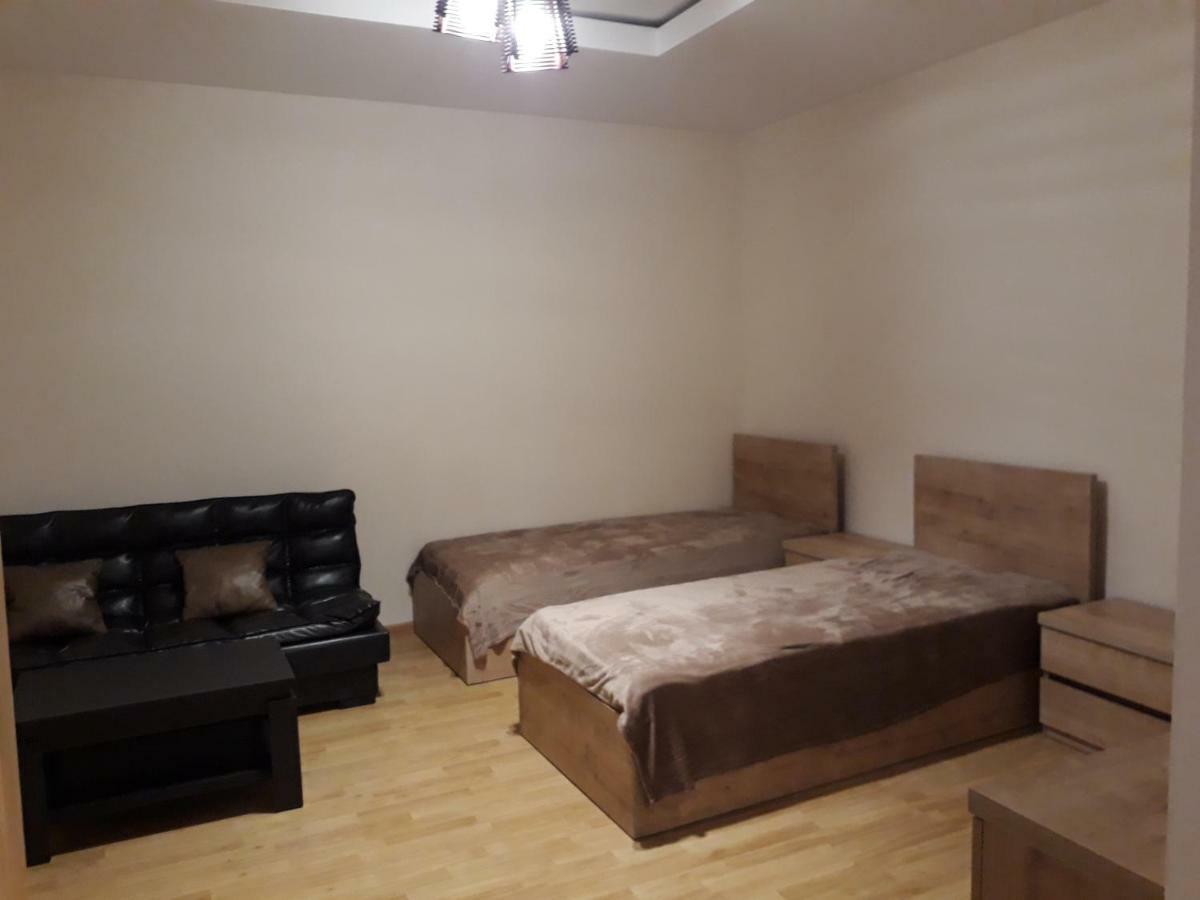 2 Bedroom Apartment In Chugureti ティビリシ エクステリア 写真